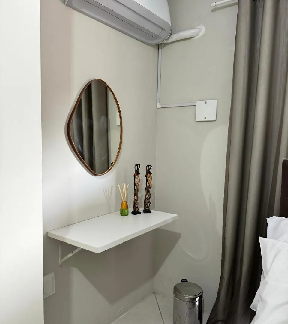 Quarto Em Florianópolis 0*,